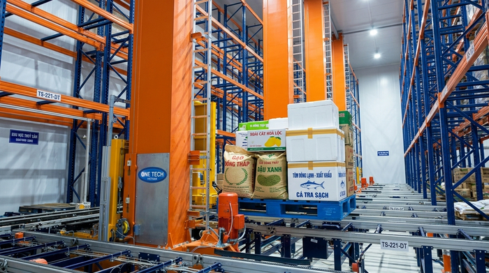 Ứng dụng Stacker-Crane Đồng Tháp trong kho nông thủy sản
